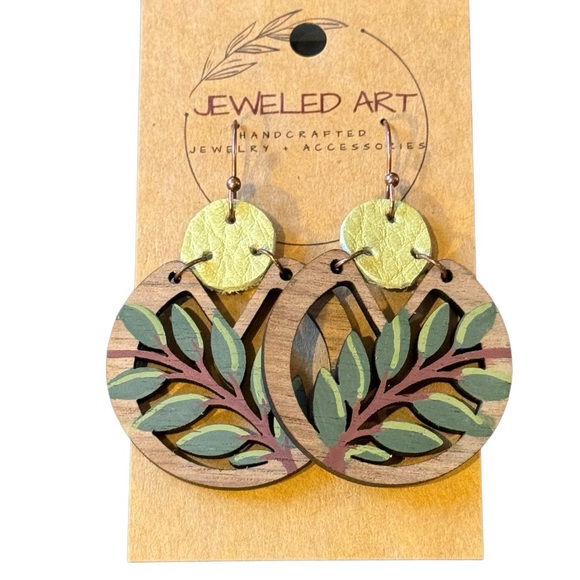 JEWELED ART Hand Painted Green Fern Wood Earrings Rustic Farmhouse Nature - Picture 1 of 3